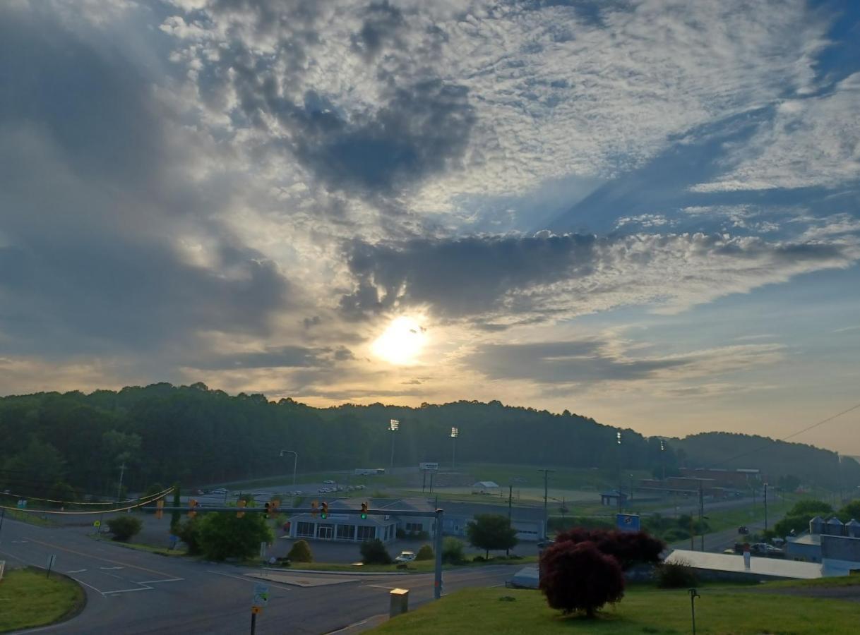 Knob Hill Motor Lodge Hillsville Luaran gambar